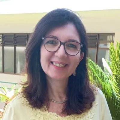 Foto de Cris Brand, gerente de relacionamento do Residencial Garden Ville